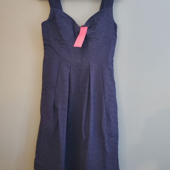 Lilly Pulitzer Cyndi Fishy Eyelet Navy Dz. 6 - Picture 3 of 4